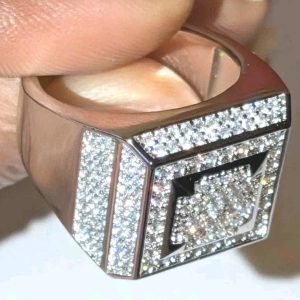 Mens Silver and Black Square Ring Sz 8